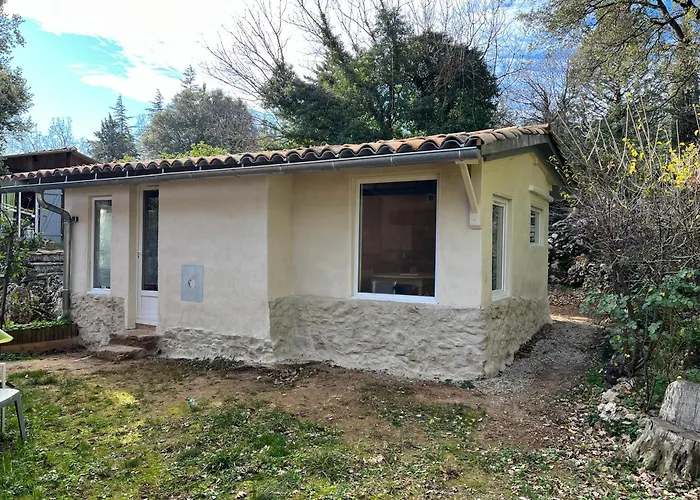 Le Mazet Du Domiel